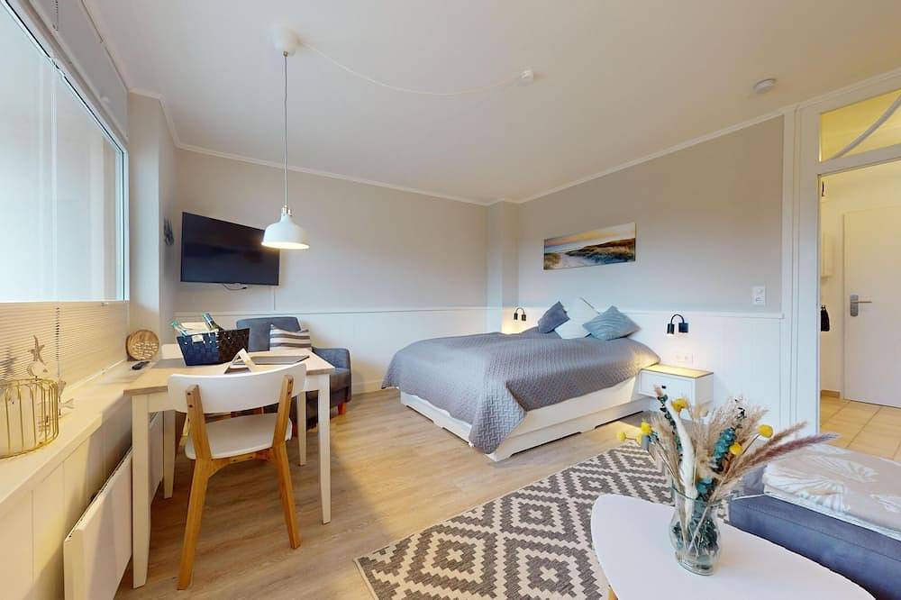 Ganze Wohnung, Modernes 1-Zimmer Apartment mit Balkon und hochwertigen Tischlereinbauten in Hörnum, Sylt