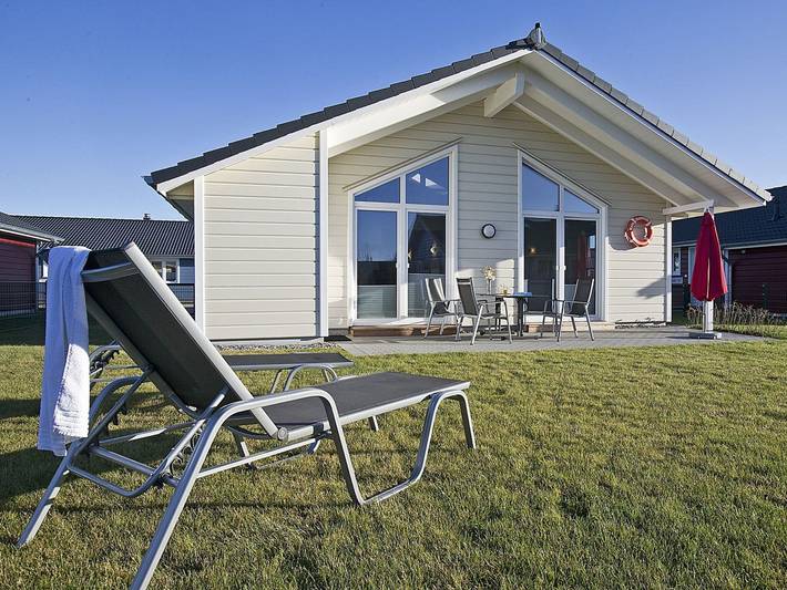 Ferienhaus für 5 Personen, mit Balkon und Terrasse sowie Garten und Sauna in Dagebüll