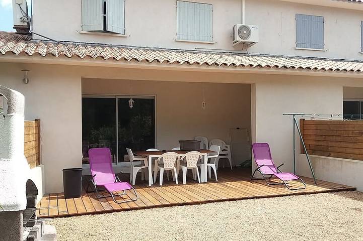 Maison de vacances pour 6 personnes, avec jardin et terrasse, animaux acceptés - 1