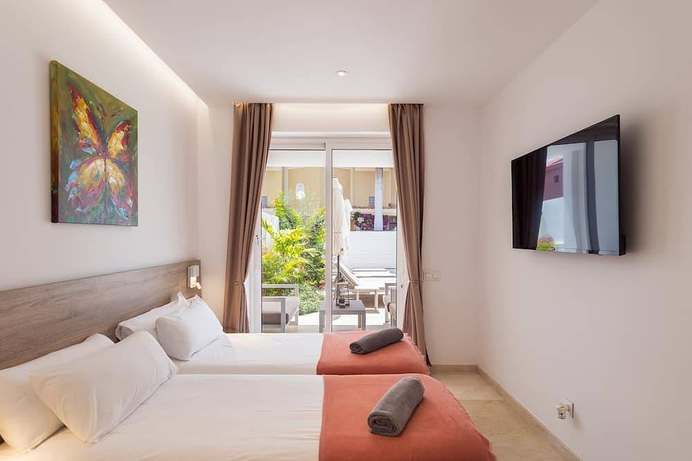 Villa Deluxe Suites Maspalomas con piscina privada y Wifi gratuito in Sonnenland, San Bartolomé de Tirajana