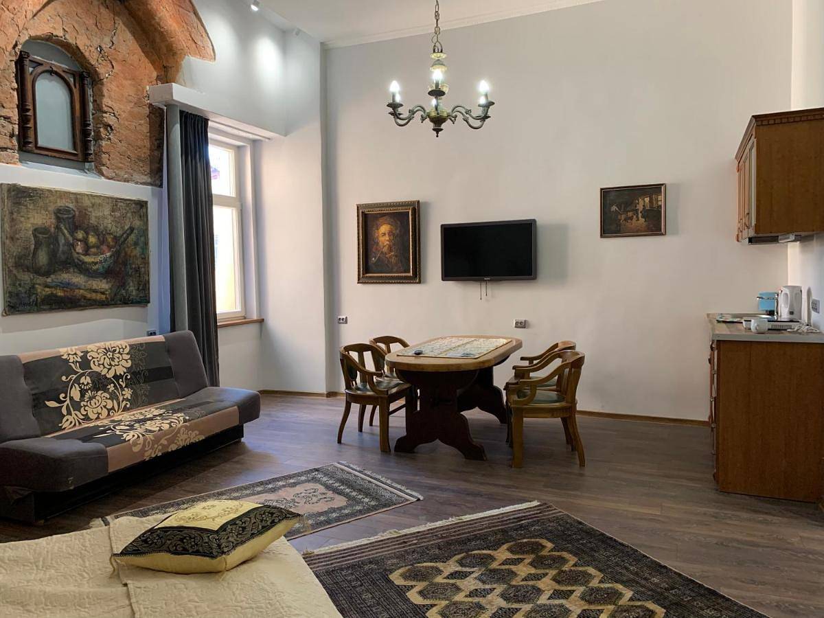 King Studio in Riga, Livonia
