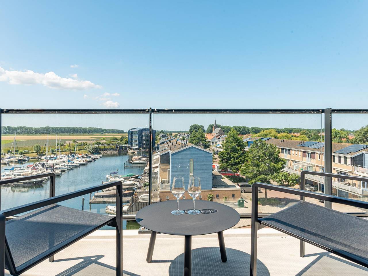 Ganze Wohnung, Luxuriöses Penthouse mit Terrasse & Hafenblick in Kortgene, Niederländische Nordsee