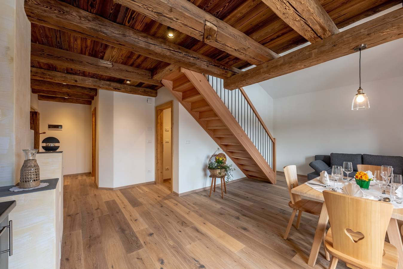 Ganze Wohnung, Ferienwohnung "Oberprünst Hof -St. Sebastian" in gemütlichem Chalet mit Garten und Terrasse in Platzers, Tisens