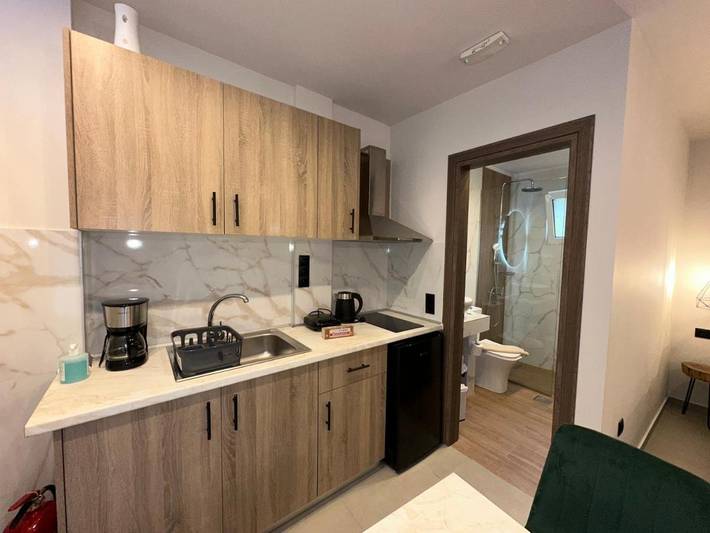 Ferienwohnung für 2 Personen, mit Ausblick und Terrasse in Faliraki - 2