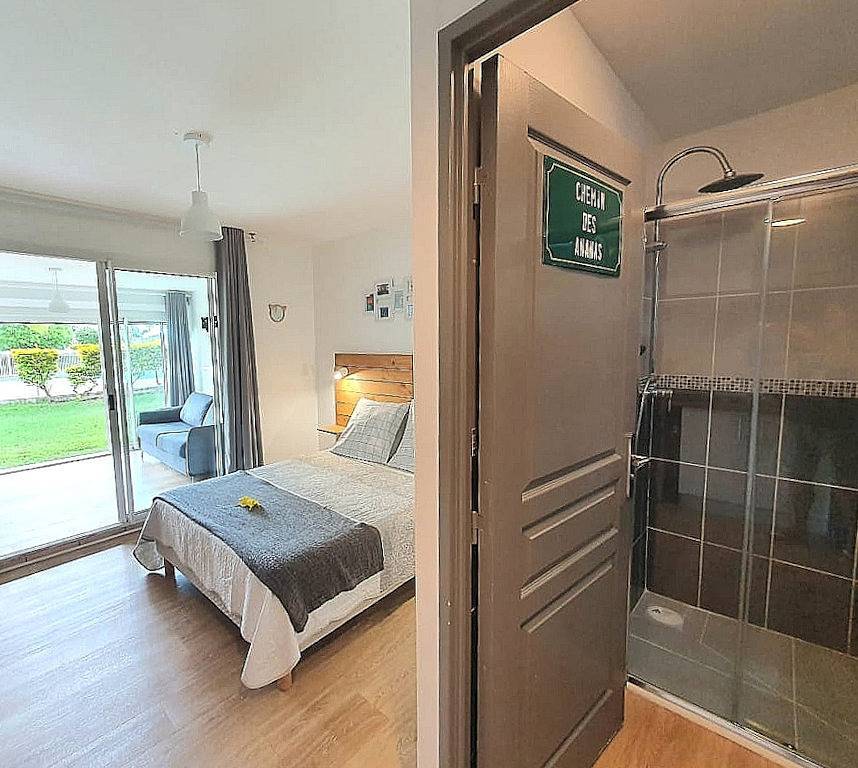 Appartement entier, Charmant appartement T1 en bord de mer avec piscine in La Saline les Bains, Saint-Paul (Réunion)