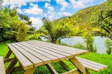 Holiday Home for 24 People in Wellington, Photo 1