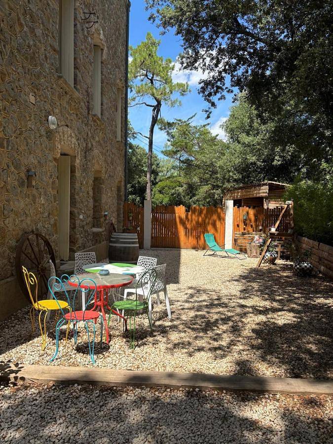 Gîte pour 6 personnes, avec terrasse et jardin à Villeneuvette - 4
