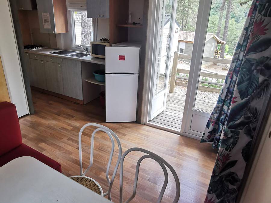 Camping Ushuaïa Villages Les Pins d'Ucel - Mobilheim 5 personen - Pic Vert - Mobilheim 28 m² in Ucel, Parc naturel régional des Monts d'Ardèche