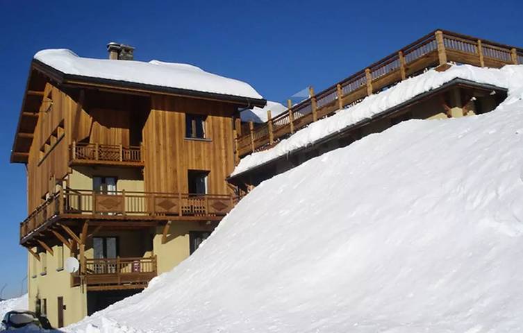 Gîte pour 10 personnes dans Office De Tourisme Les Menuires - 2