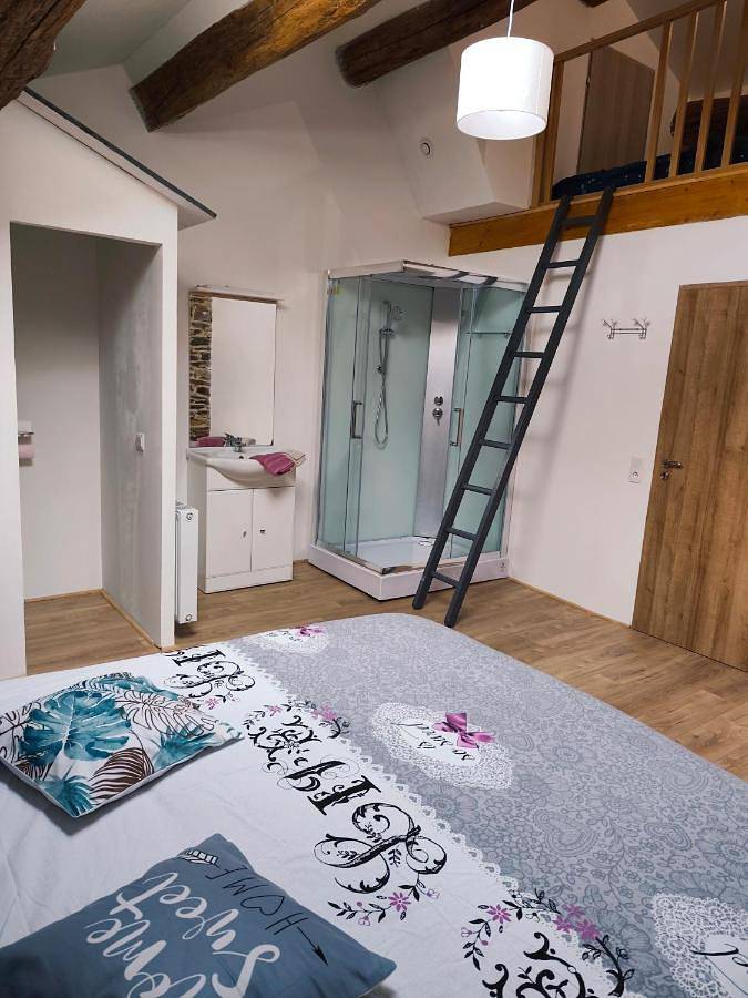Appartement entier, Two-Bedroom House in Bourg-Fidèle, Parc naturel régional des Ardennes
