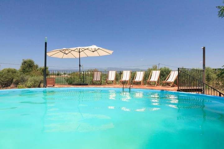 Casa de vacaciones para 18 personas, con vistas además de piscina y jardín, Familias con niños - 1