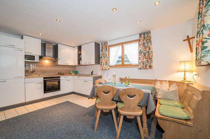 Gîte pour 6 personnes, avec Terrasse ainsi que Jardin et Vue à Gaschurn - 3