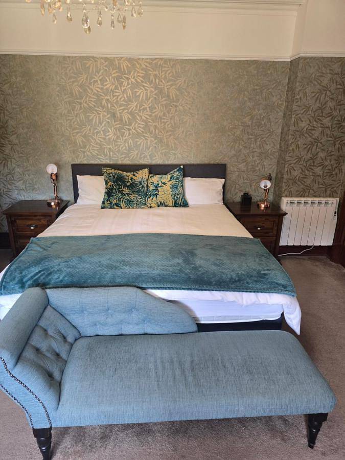 Family Room in Elgin, Moray