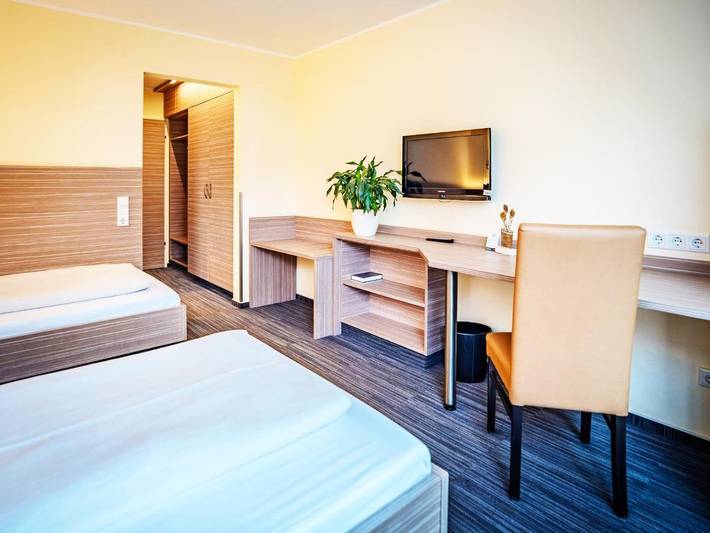 Maison d’hôte pour 3 personnes, avec Terrasse et Jardin à Aix-la-Chapelle - 4