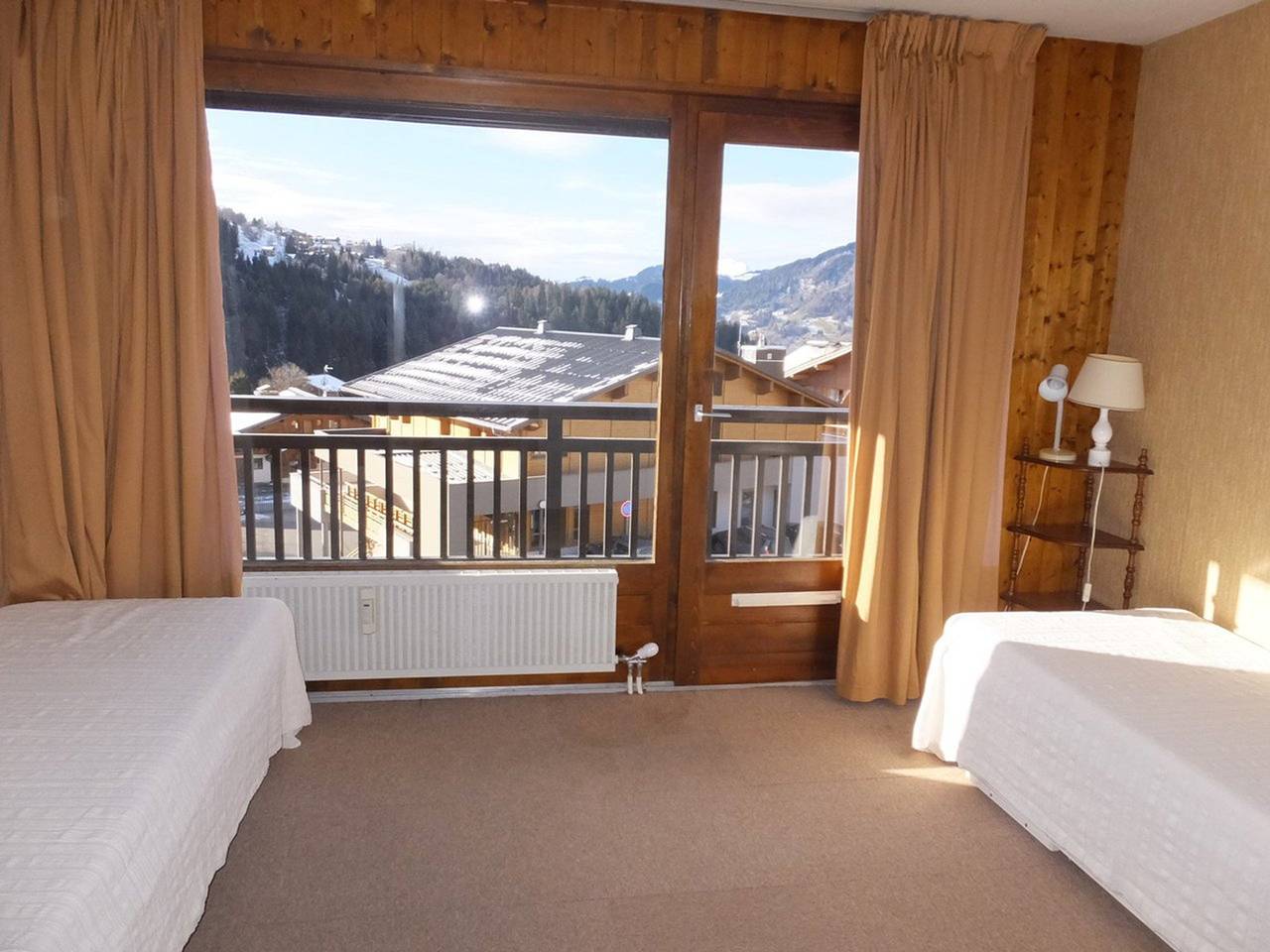 Ganze Wohnung, Appartement en duplex pour 6, balcons, parking, au cœur de Notre-Dame-de-Bellecombe in Notre-Dame-de-Bellecombe, Albertville und Umgebung