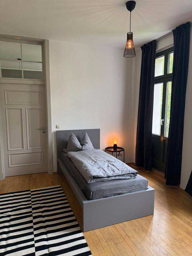 Ferienwohnung für 7 Personen, mit Balkon und Ausblick in Zoo Leipzig - 3