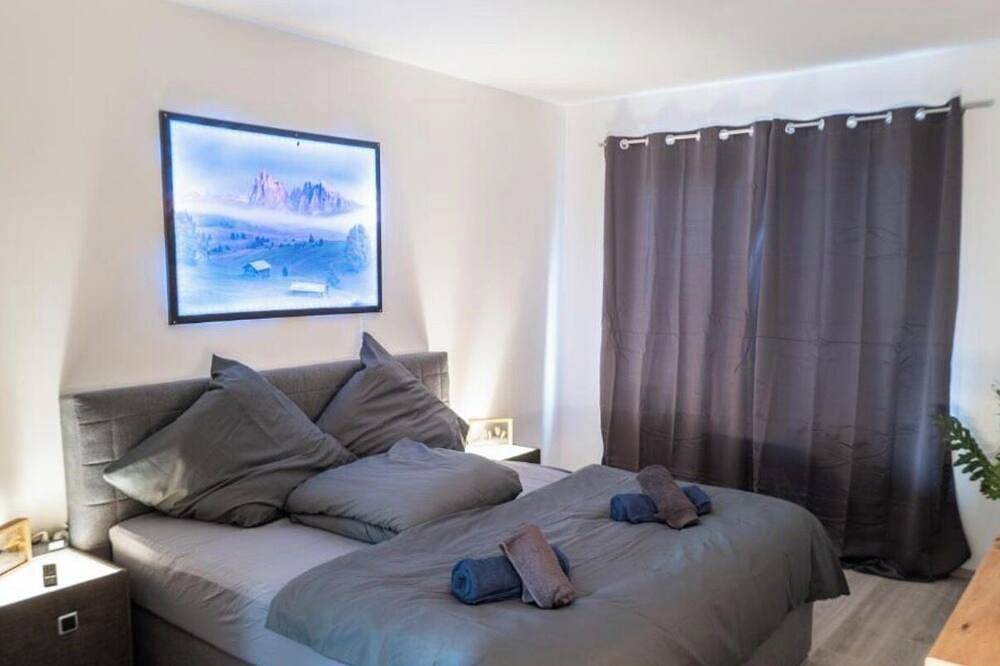 Ganze Wohnung, Apartment Fioranza Komfortable stilvolle Wohnung für 6 Personen in Mülheim an der Ruhr, Ruhrgebiet