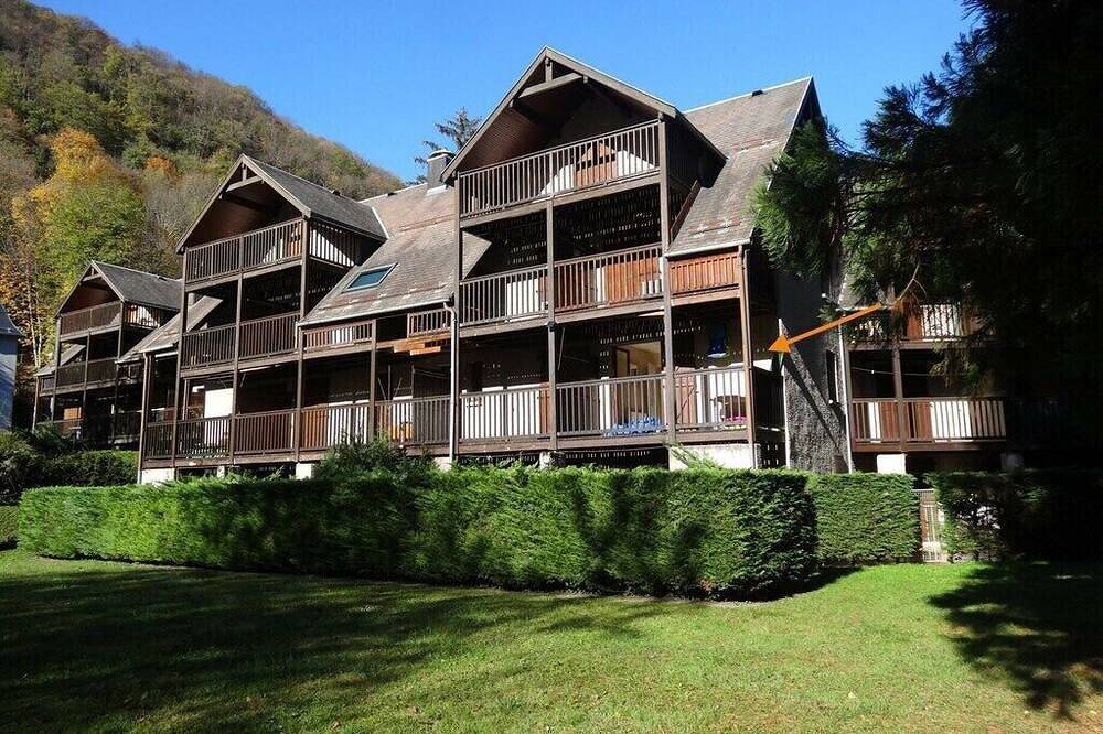 Apartamento entero, T2 à Bagneres de Luchon à 2 pas des Thermes et du Centre Ville Avec Balcon Idéal in Luchon-Superbagnères, Bagnères-de-Luchon