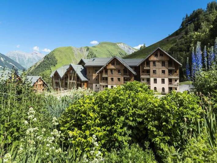 Chalet pour 10 personnes, avec piscine ainsi que sauna et balcon, animaux acceptés à Saint-Sorlin-d'Arves - 2