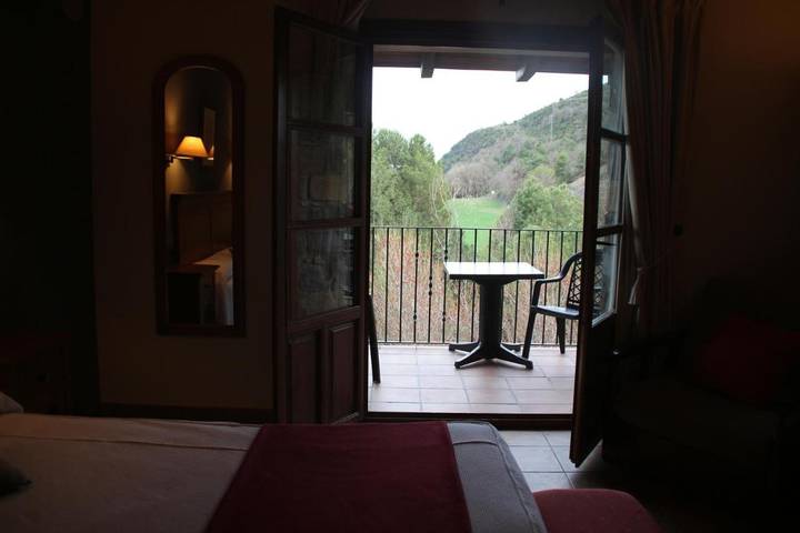 Hôtel pour 2 personnes, avec jardin et sauna ainsi que piscine et jacuzzi à Aínsa - 2