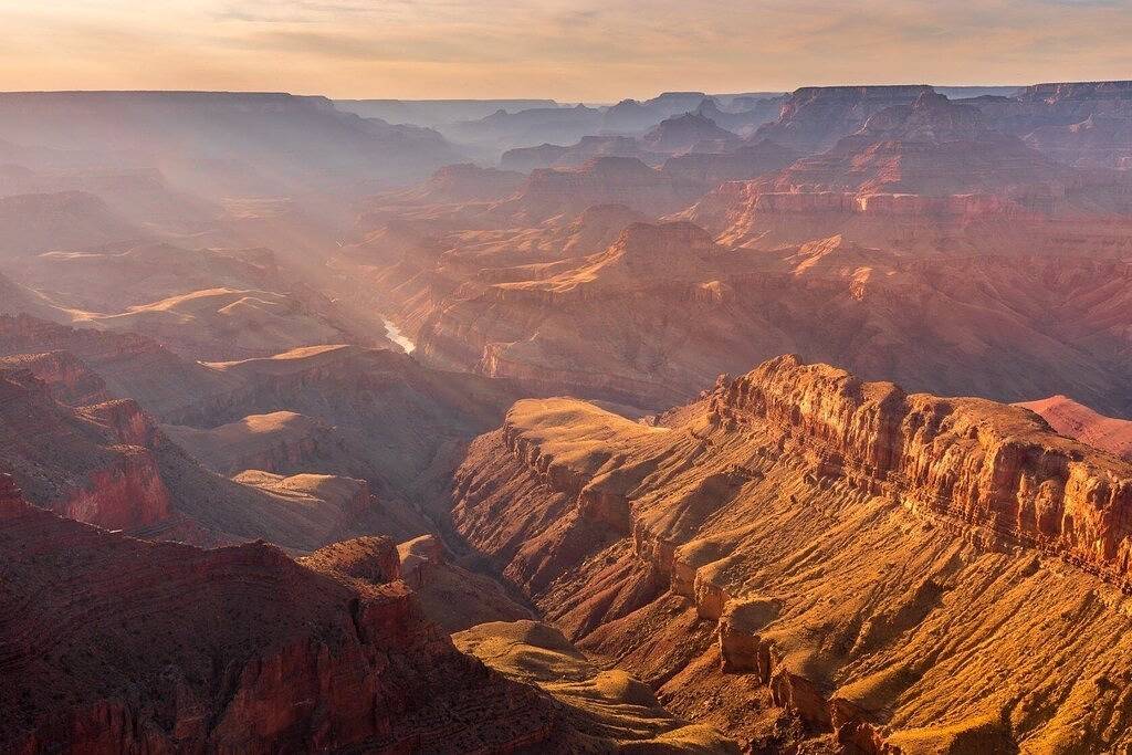 Großartige zentrale Lage! - Vacation Townhome - Blick auf den Red Rock in Oak Creek, Oak Creek Canyon