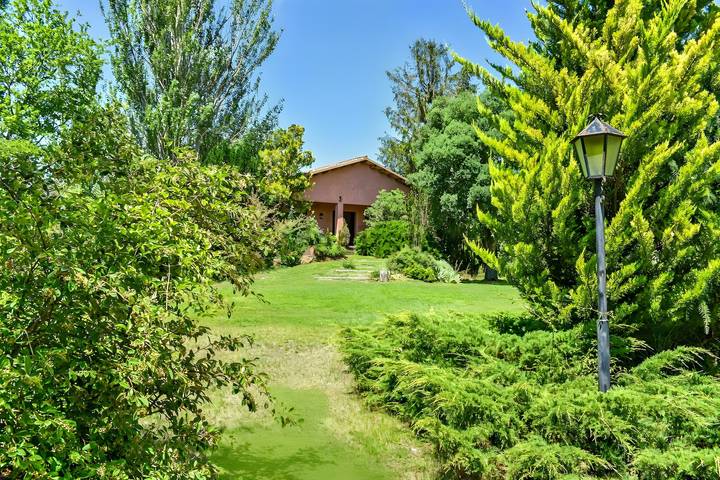 Chalet 'De Prades' avec vue sur la montagne, terrasse privée et Wi-Fi in Prades (Espagne), Baix Camp
