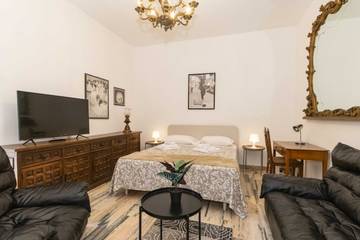 Ferienwohnung für 2 Personen, mit Balkon in Turin