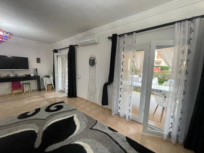 Gîte pour 6 personnes, avec bassin pour enfant et vue ainsi que jardin et piscine, animaux acceptés dans Madagh - 2