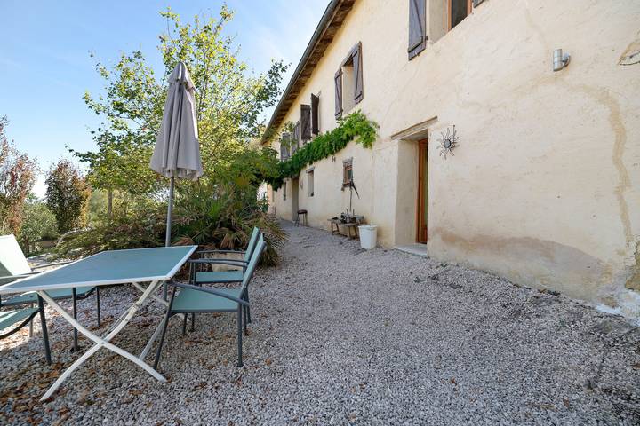 Gîte 'Maison Cazac Manon' with Mountain View and Wi-Fi in Cazac, Haute-Garonne