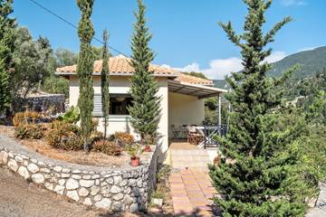Vacation Rental for 4 Guests in Agios Nikitas, Greece, Picture 2