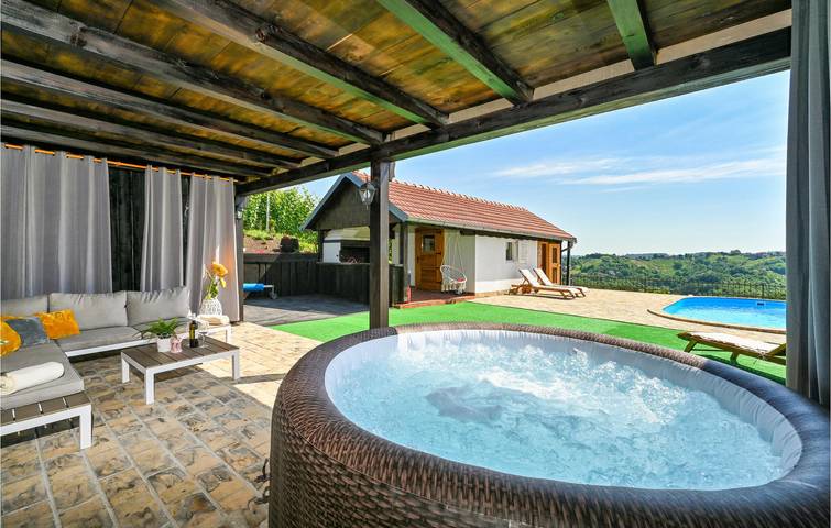 Ferienhaus für 6 Personen, mit Terrasse und Sauna in Zagreb - 3