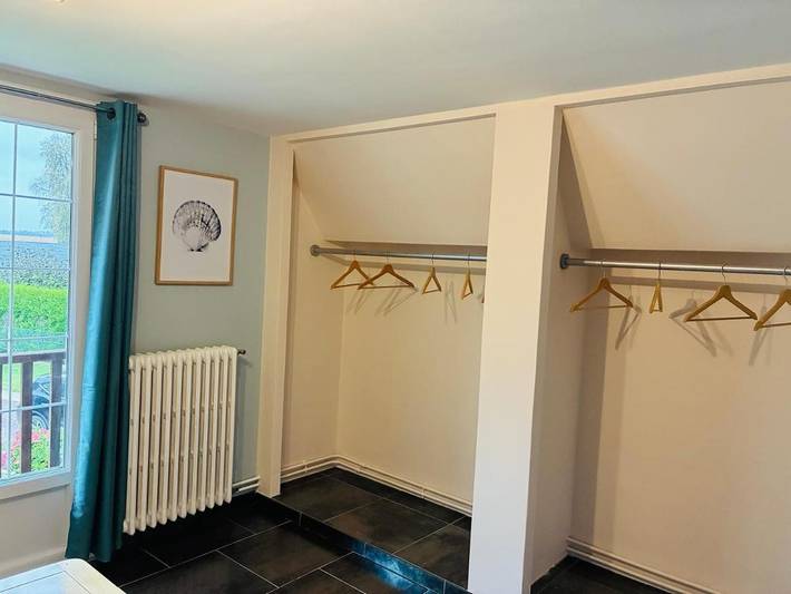 Location de vacances pour 8 personnes, avec vue et piscine ainsi que jardin et balcon, adapté aux familles à Condé-sur-Seulles - 2