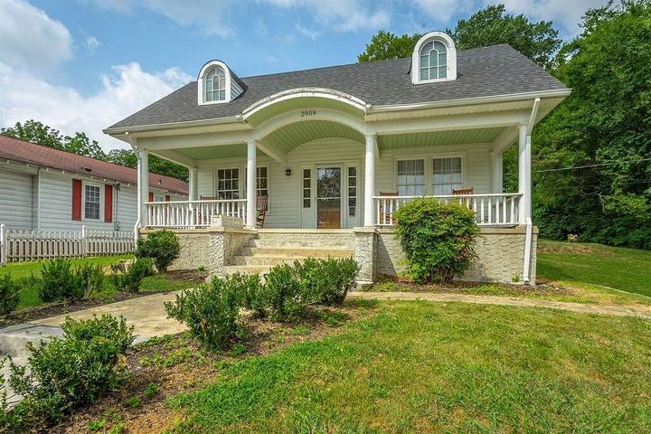 Vacation house for 8 people, with balcony in Chattanooga