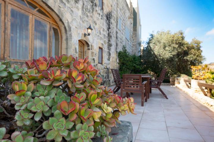 Ferienhaus für 12 Personen, mit Balkon und Terrasse sowie Kinderpool und Pool in Gozo - 2