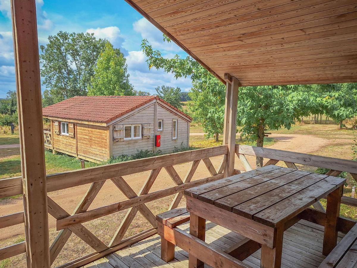 Camping des Papillons in Lalizolle, Région de Montluçon