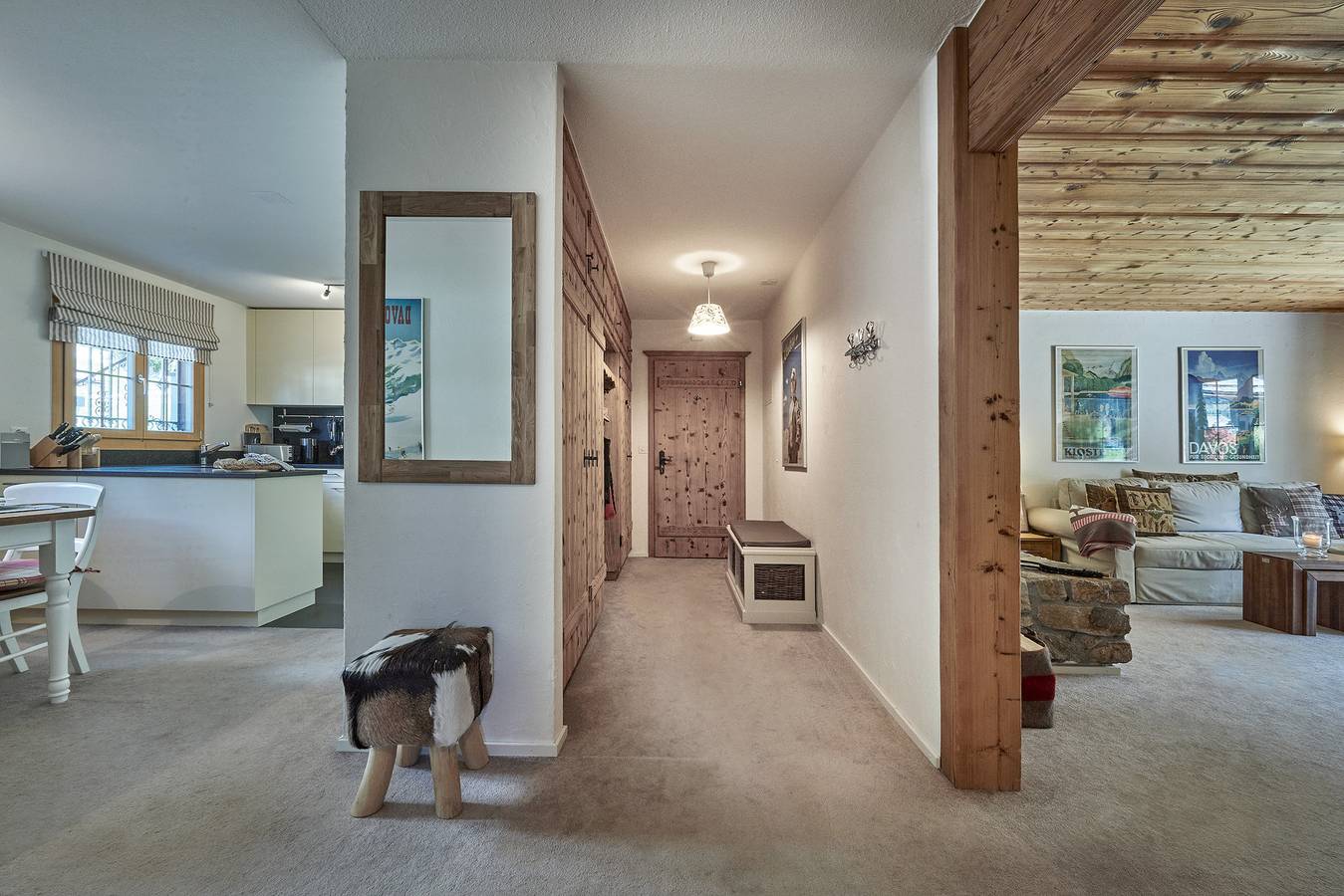 Ganze Wohnung, Ferienwohnung 'Serina A' mit privater Terrasse und Wlan in Klosters-Serneus, Davos Prättigau