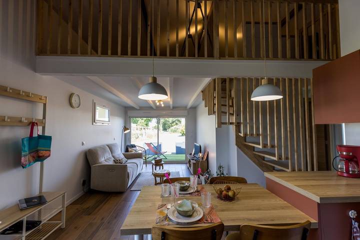 Gîte pour 4 personnes, avec Terrasse ainsi que Jardin et Vue à Orist - 3