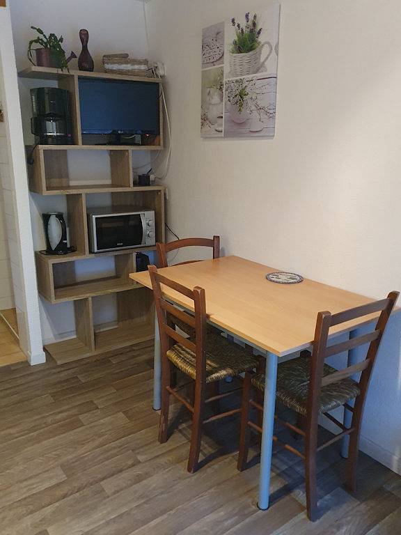 Gîte pour 4 personnes, avec terrasse et jardin à Tarascon-sur-Ariège - 4