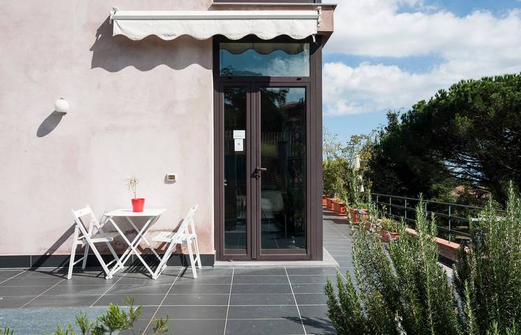 Appartamento intero, Etna Holiday Home,studio Melograno in Nicolosi, Etna