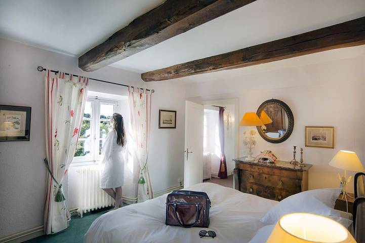 Location de vacances pour 10 personnes, avec jardin et jacuzzi à Prondines - 4