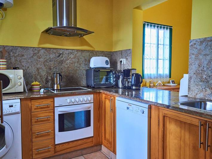 Location de vacances pour 10 personnes, avec piscine et jardin à Villaverde - 4