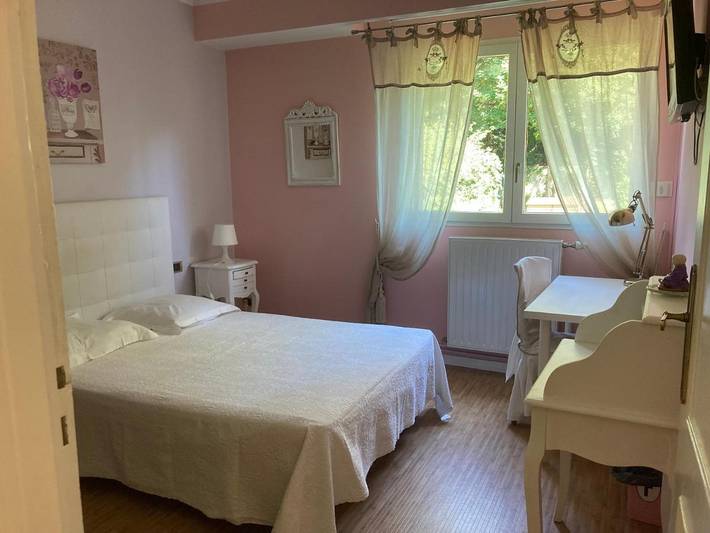 Gîte pour 2 personnes, avec jardin à Caluire-et-Cuire - 2