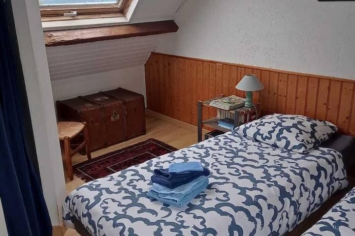 Family home on the Breton Crozon Peninsula, dogs welcome, view on the sea in Lanvéoc, Châteaulin und Umgebung