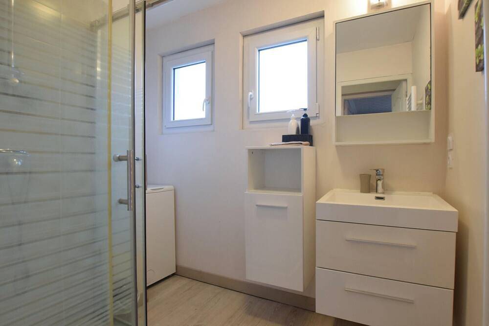 2 bedroom awesome home in Equemauville in Équemauville, Région de Lisieux