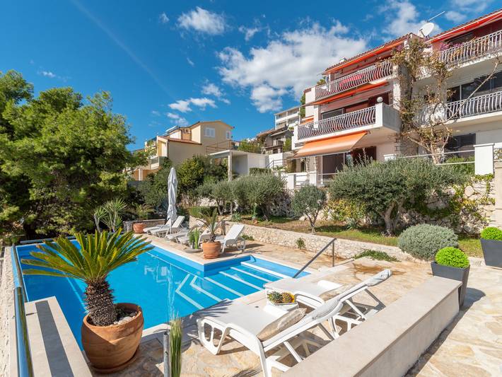 Ferienwohnung für 7 Personen, mit Balkon und Terrasse sowie Garten auf Ciovo - 4
