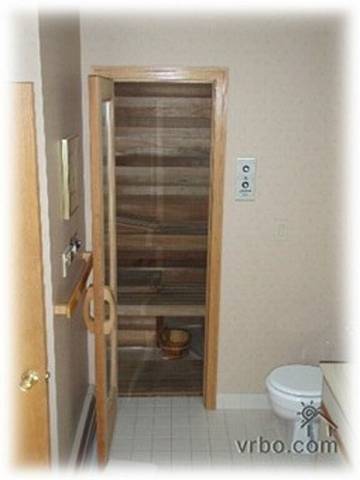 Vacation House for 6 Guests in Killington, Vermont, Picture 2