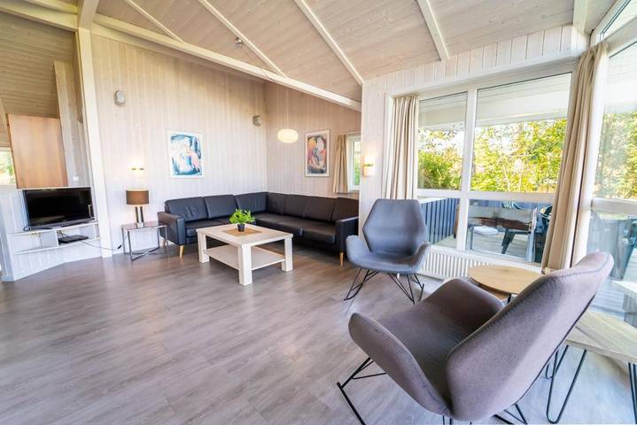 Ferienhaus für 6 Personen, mit Whirlpool und Terrasse sowie Garten und Sauna in der Lübeck - 3