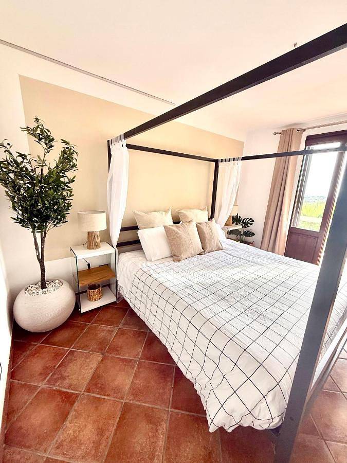 Chambre d’hôte pour 2 personnes, avec jardin ainsi que vue et piscine, animaux acceptés à Marsala - 2