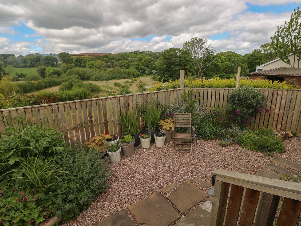 Garden View in Pembroke, Pembrokeshire