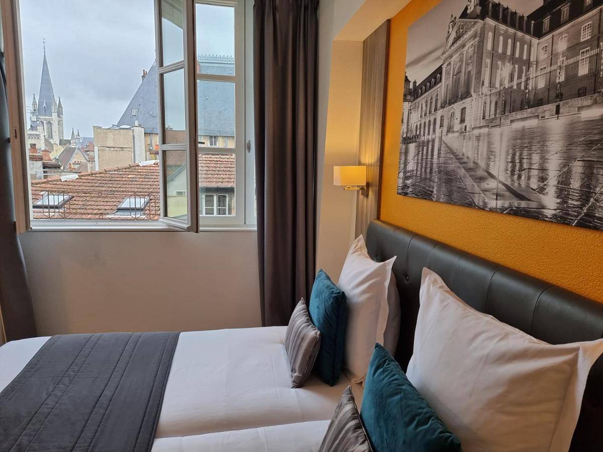 Economy Triple Room in Dijon, Région de Dijon